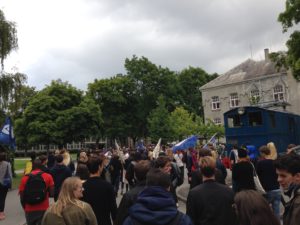Studentenparade zum Stadion